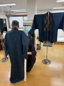 大きな着物をサイズダウンする